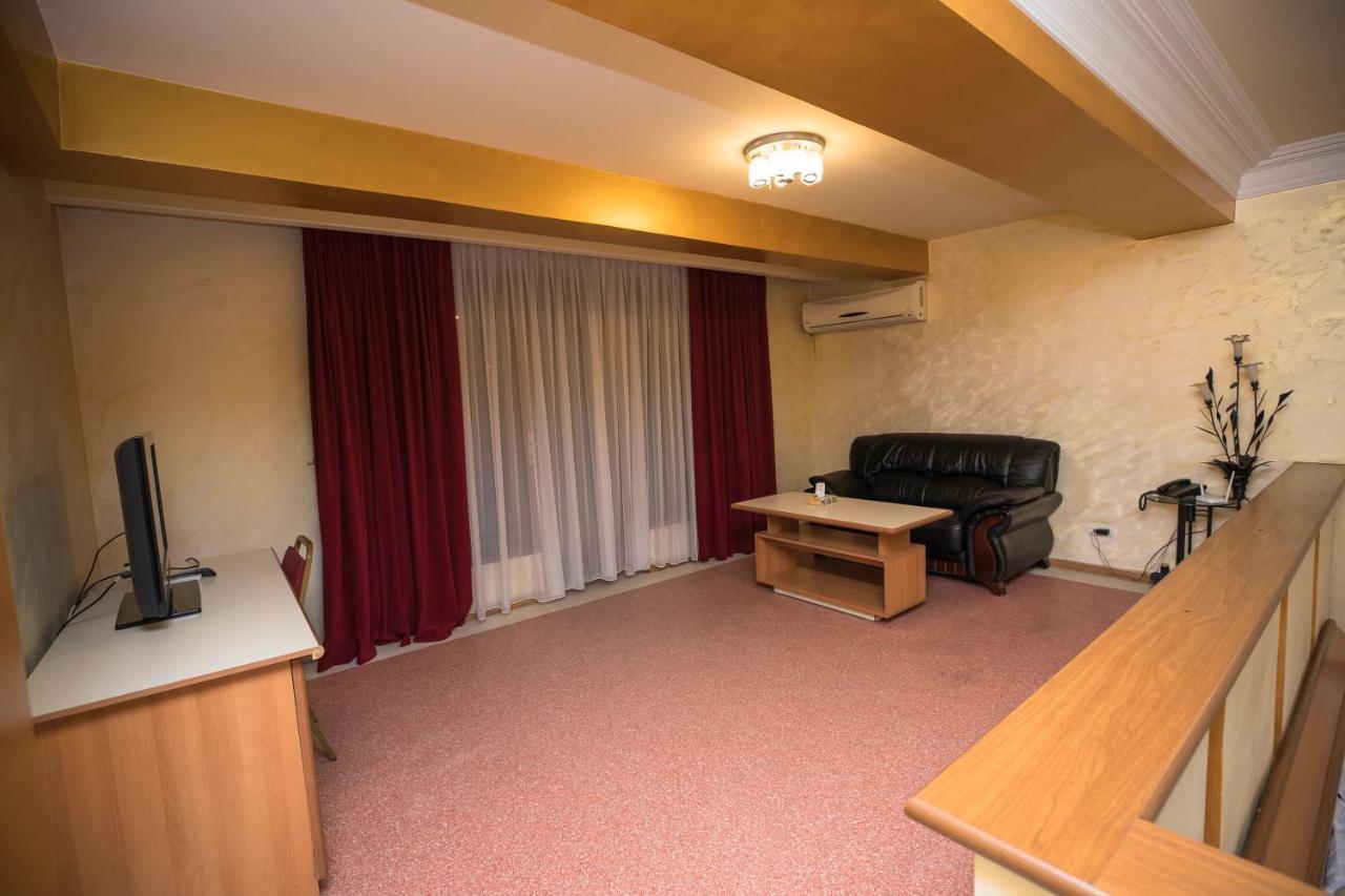 Nor Dzoraberd Hotel Complex 예레반 외부 사진