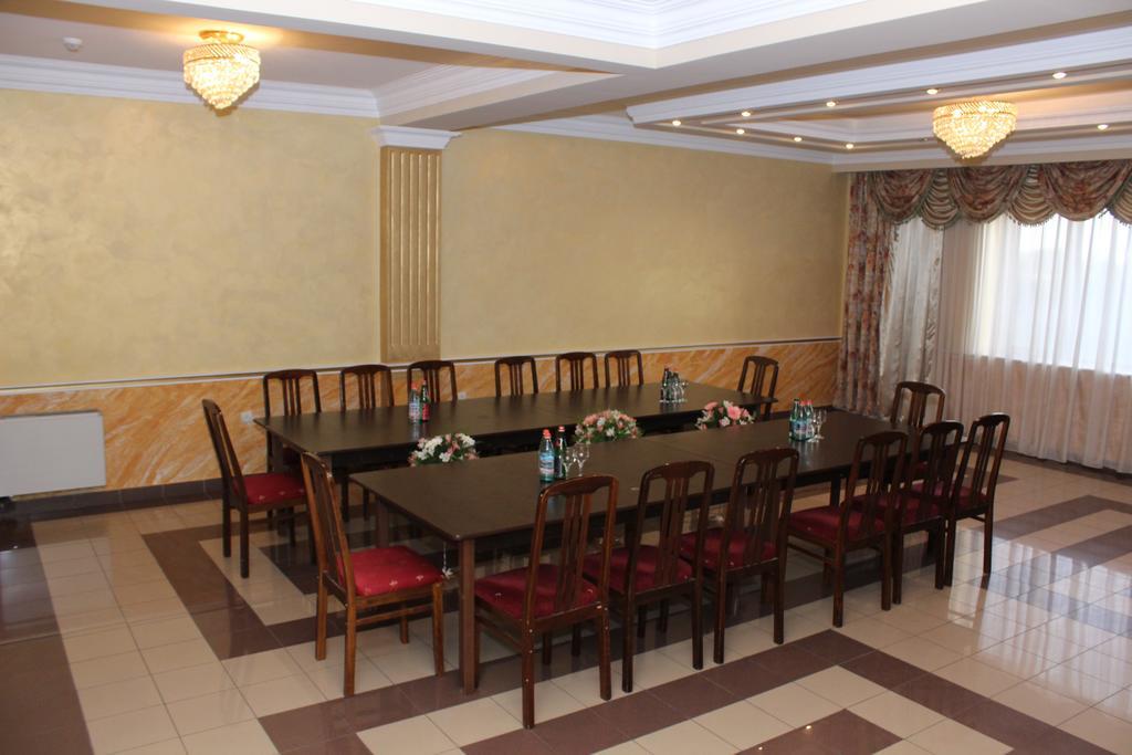 Nor Dzoraberd Hotel Complex 예레반 외부 사진